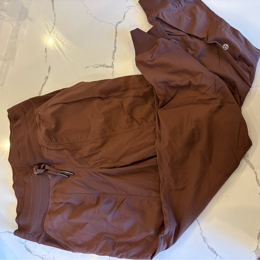 Lululemon Athletica Brown Ribbed Joggers